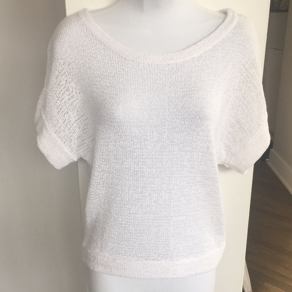 Summer/spring knit white top.